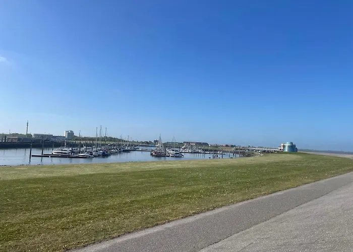 Robbe Puck By Interhome *